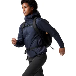 Arc'teryx Atom Hoody, dame (Black Sapphire)